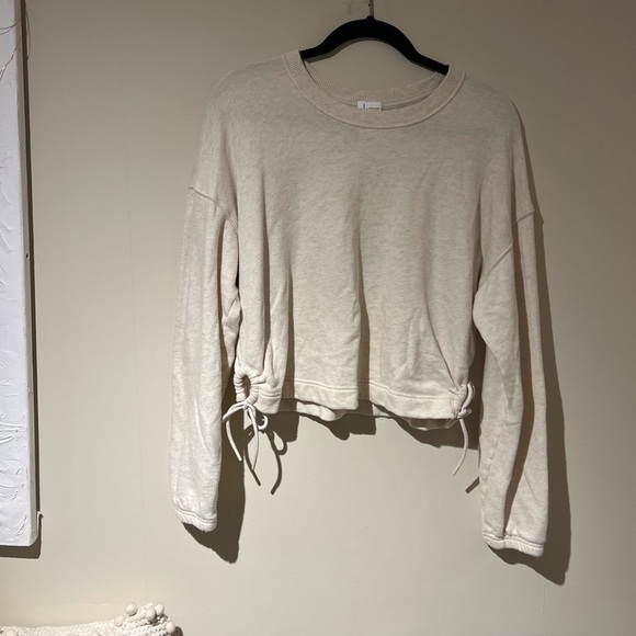 aerie Tops - Aerie Offline Long Sleeve Cropped Top Crew Neck Sweeter - Small in Oatmeal